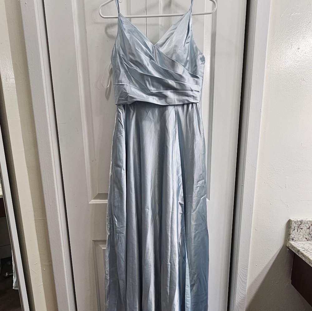 Amazon, Linda Novia, Size 2, Light/sky blue